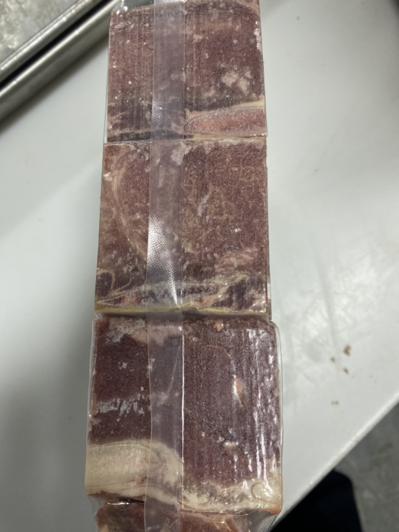 黑椒牛排，口感味道都很好。大小包装可定做