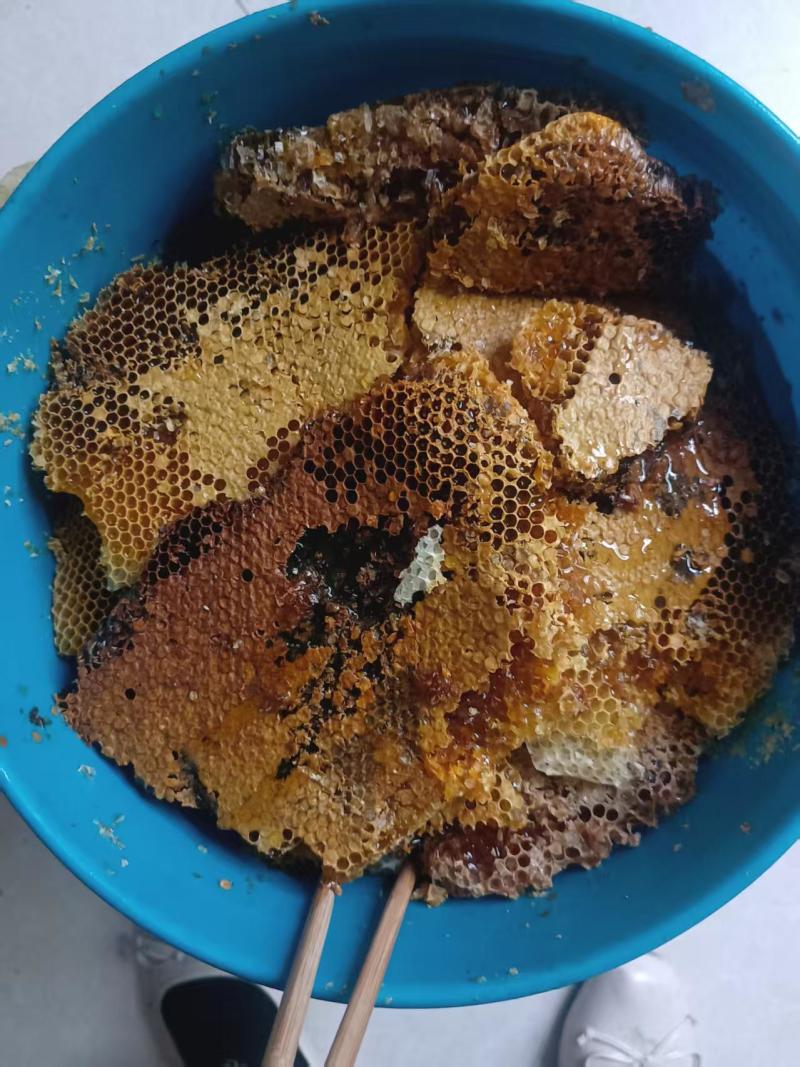 深山野蜂蜜质量保证量大从优诚信经营欢迎咨询