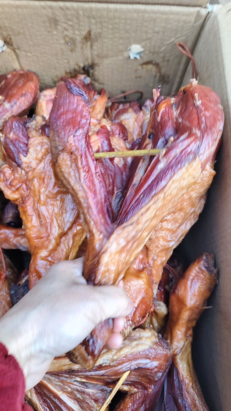 扇形鸡腿干度好，颜色纯正适合所有人群食用冬天的好产品