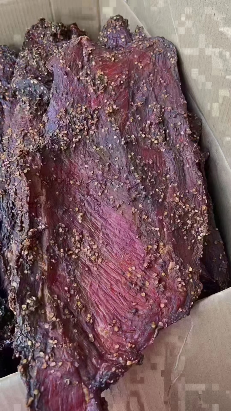 天府老厂大块肉，厂家直销每天新鲜出炉，麻辣和五香