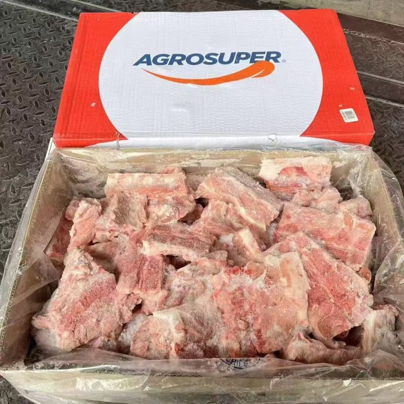 0606猪脊骨段5800一吨，库存几十吨，带肉率高60，