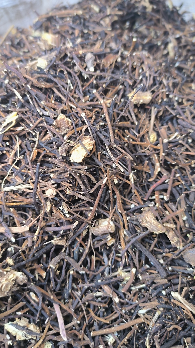 威灵仙春雨药材批发各种规格中药材质量保证量大从优
