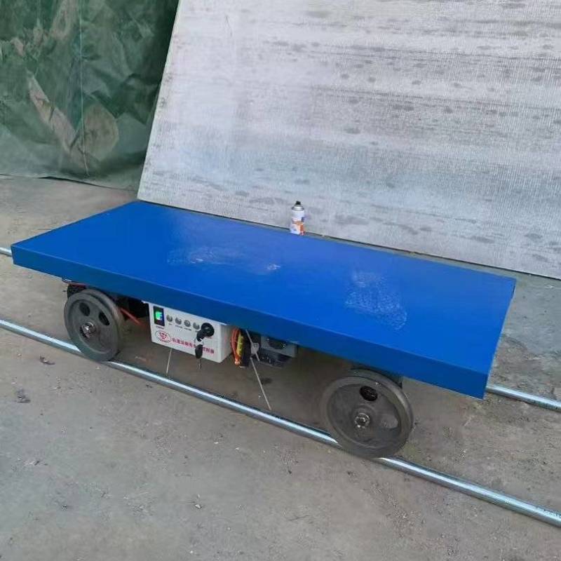 轨道运输车