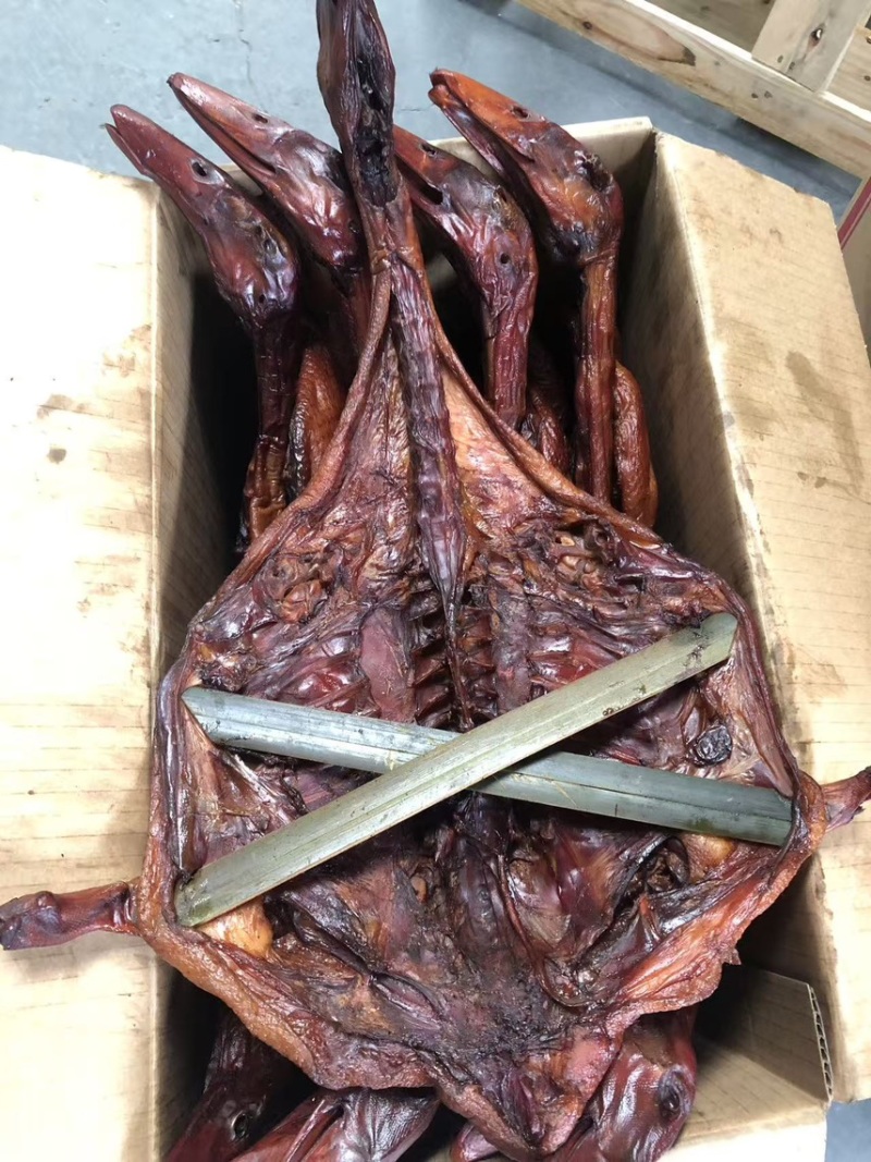 烟熏板鸭