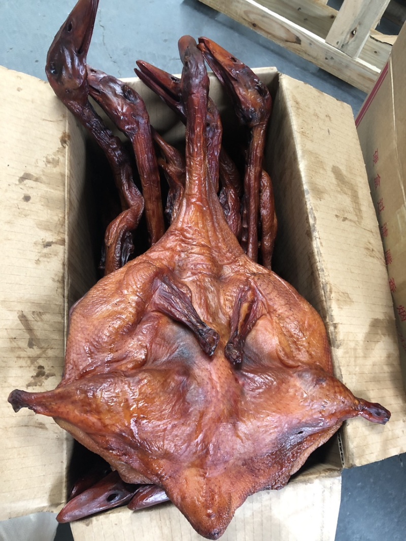 烟熏板鸭