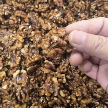 琥珀核桃仁大量现货