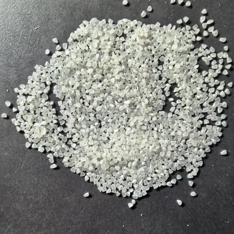 长期大量出售酒米碎米，货源稳定联系***********