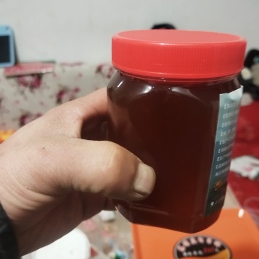 阿坝深山土蜂蜜