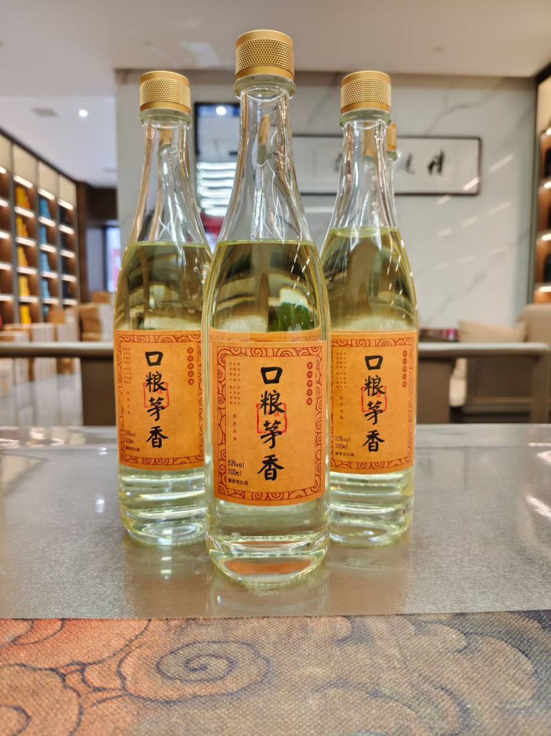 口粮茅香，小批量勾调。飞天口感，茅香浓郁。厂家直供