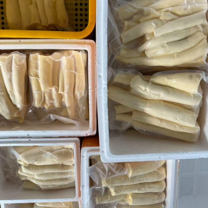 广西华南10号去皮白肉木薯糯米木薯大量供应