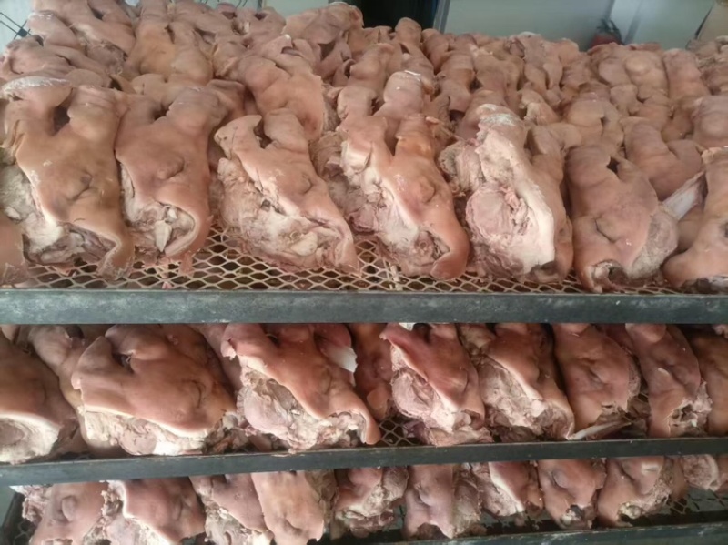 半成品猪头肉，厂家直发，大量有货，欢迎各位老板咨询采购