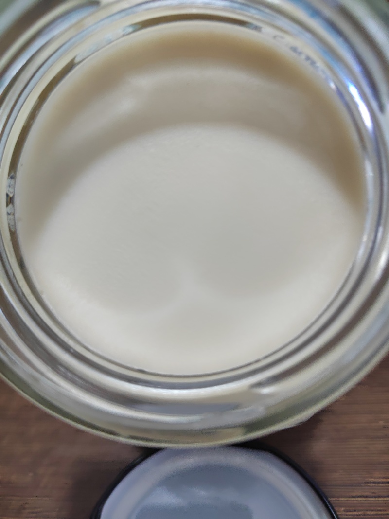 深山土蜂蜜，瓶装每瓶500克1斤砖