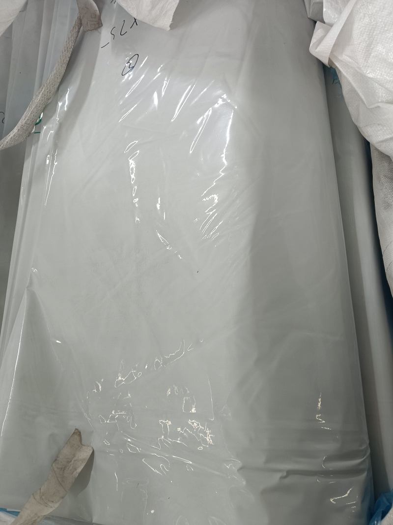 厂家直供黑白膜厚度可选柔性性好耐撕扯结实耐高低温抗老化订尺寸