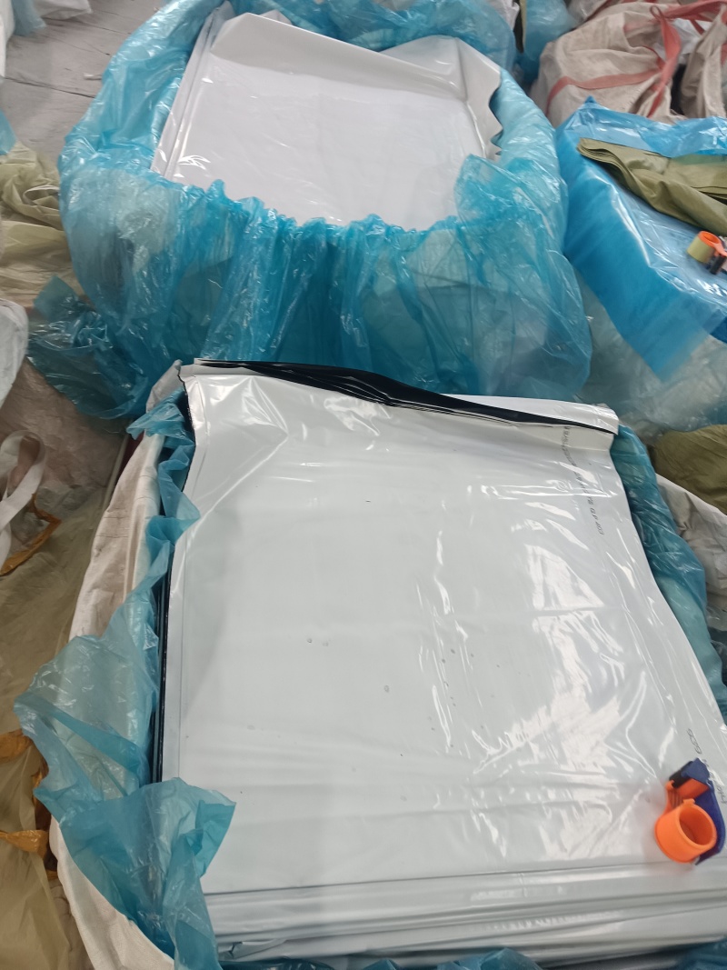 厂家直供黑白膜厚度可选柔性性好耐撕扯结实耐高低温抗老化订尺寸