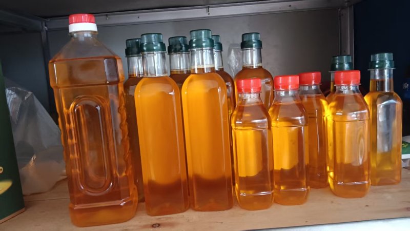 青刺果油带礼盒一手货源诚信合作量大从优欢迎来电