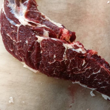 精品黄牛肉货源充足量大从优质量保证诚信经营欢迎咨询