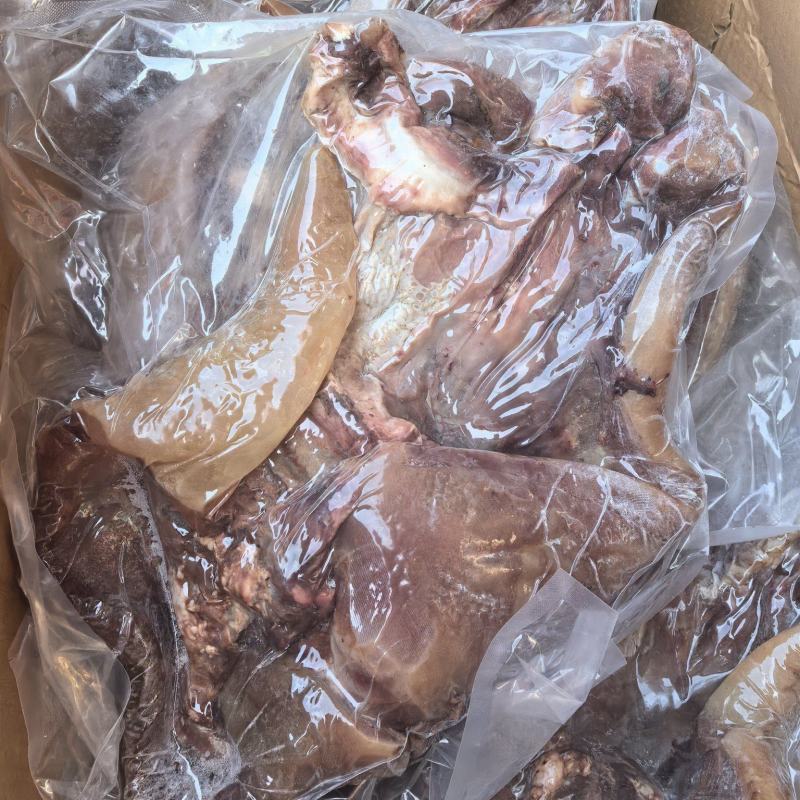 全熟牛头肉，一件50斤左右火烧褪毛，全熟去油去淋巴