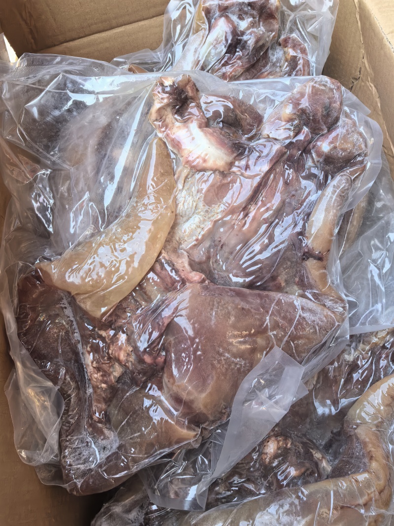 全熟牛头肉，一件50斤左右火烧褪毛，全熟去油去淋巴