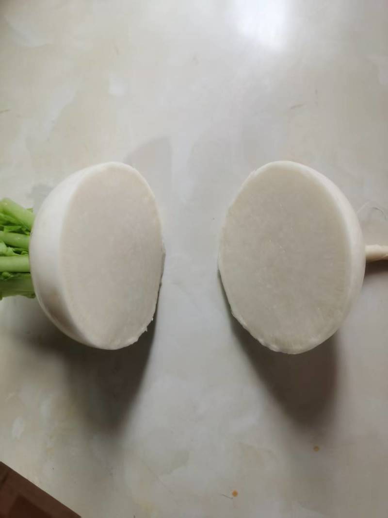 草兜圆萝卜