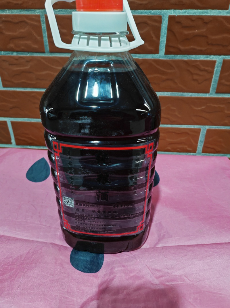 纯粮散装酒，假一赔十，2.5L，5L装，价格8元一20元