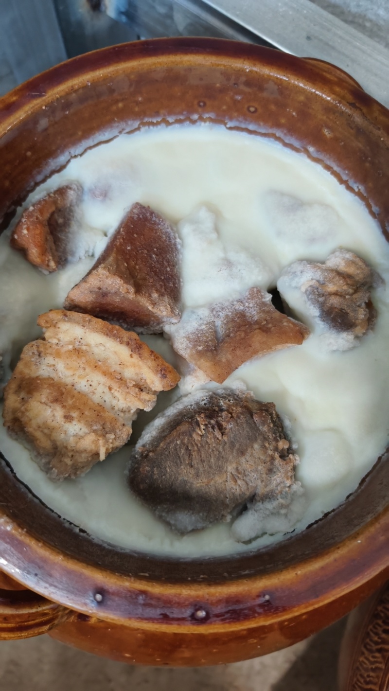 施甸县酒房传统腊肉腊肠