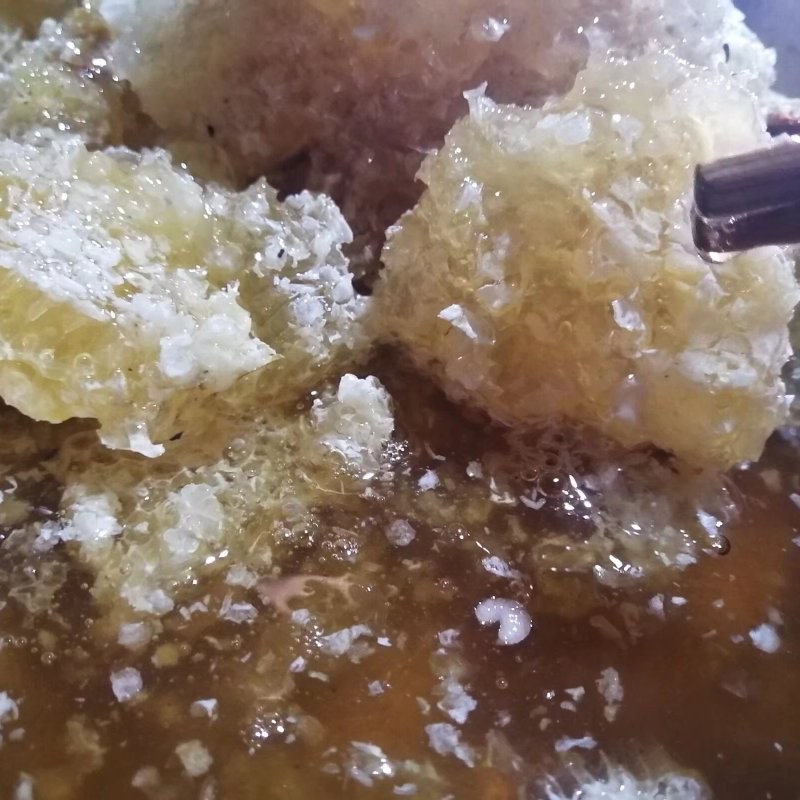 百分百纯野生蜂蜜，需要的联系我