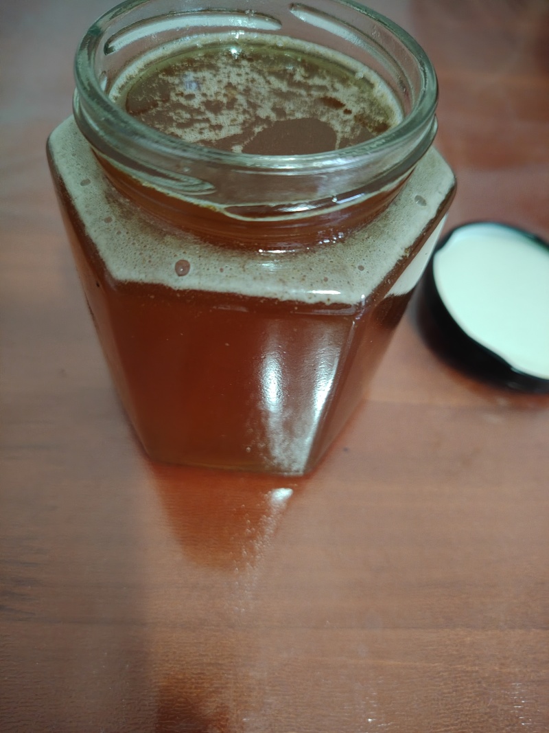 广西桂林深山野生冬蜜蜂蜜出售