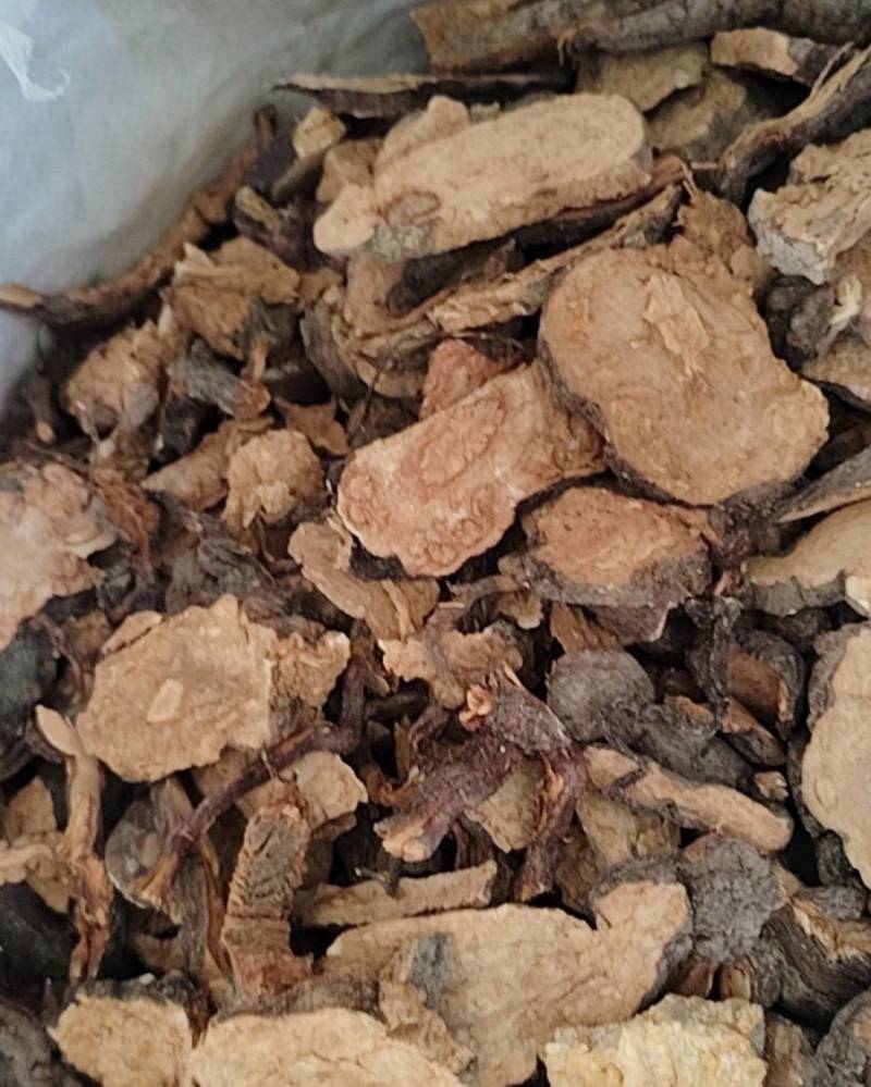 野生何首乌大量精品，中药材有货四川何首乌货量充足价格优惠