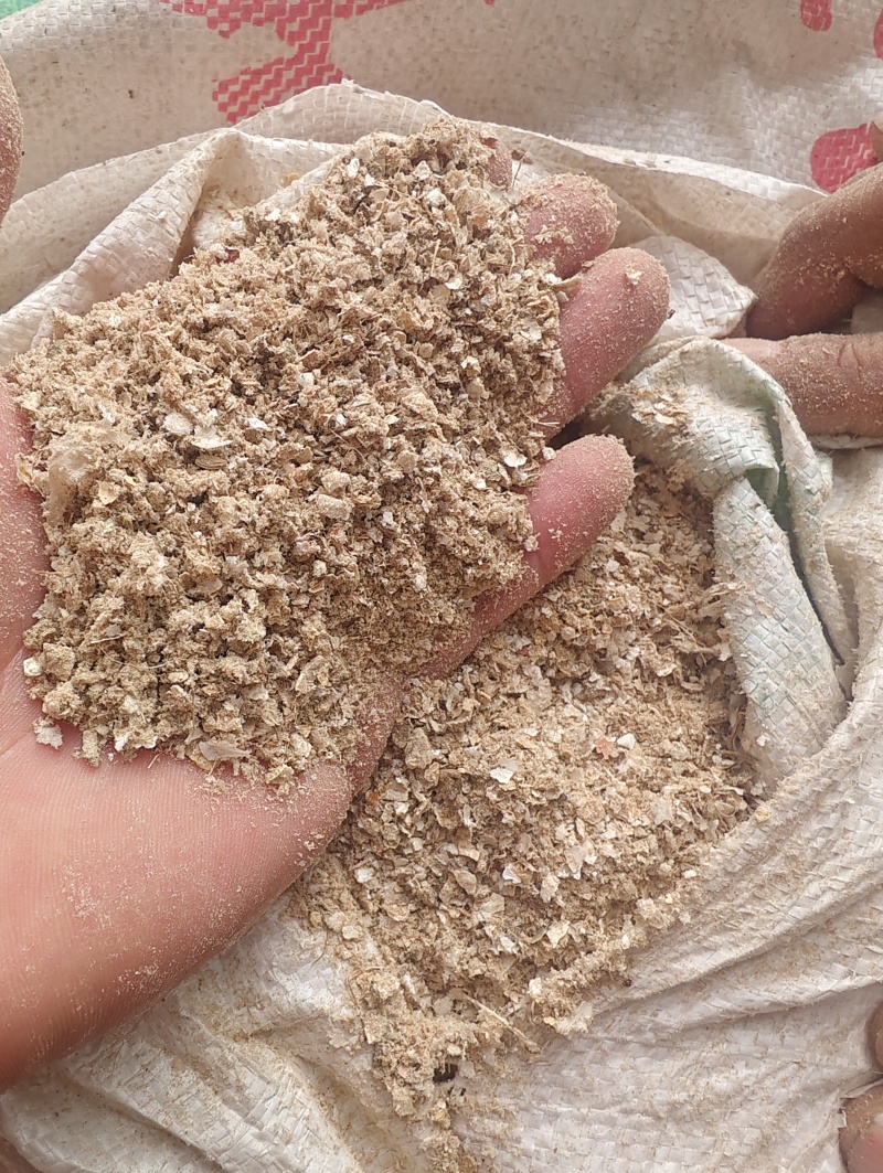 花生壳粉，油坊花生壳粉，保证无土、无膜、无霉变。饲料原料
