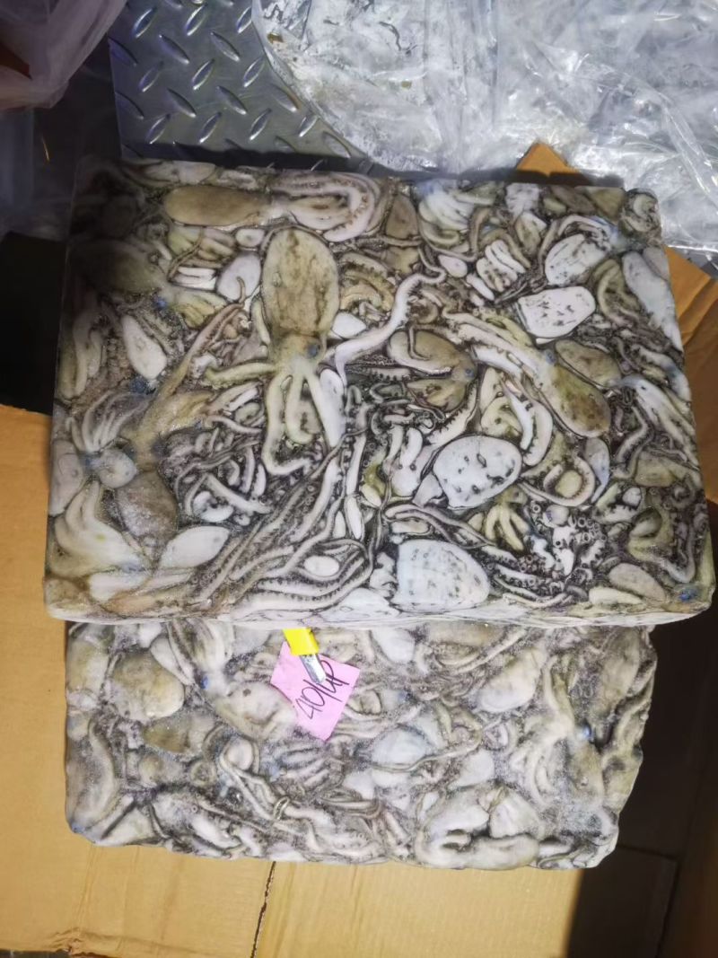 八爪鱼，生冻八爪鱼原料，熟制八爪鱼，香辣八爪鱼秘制小章鱼