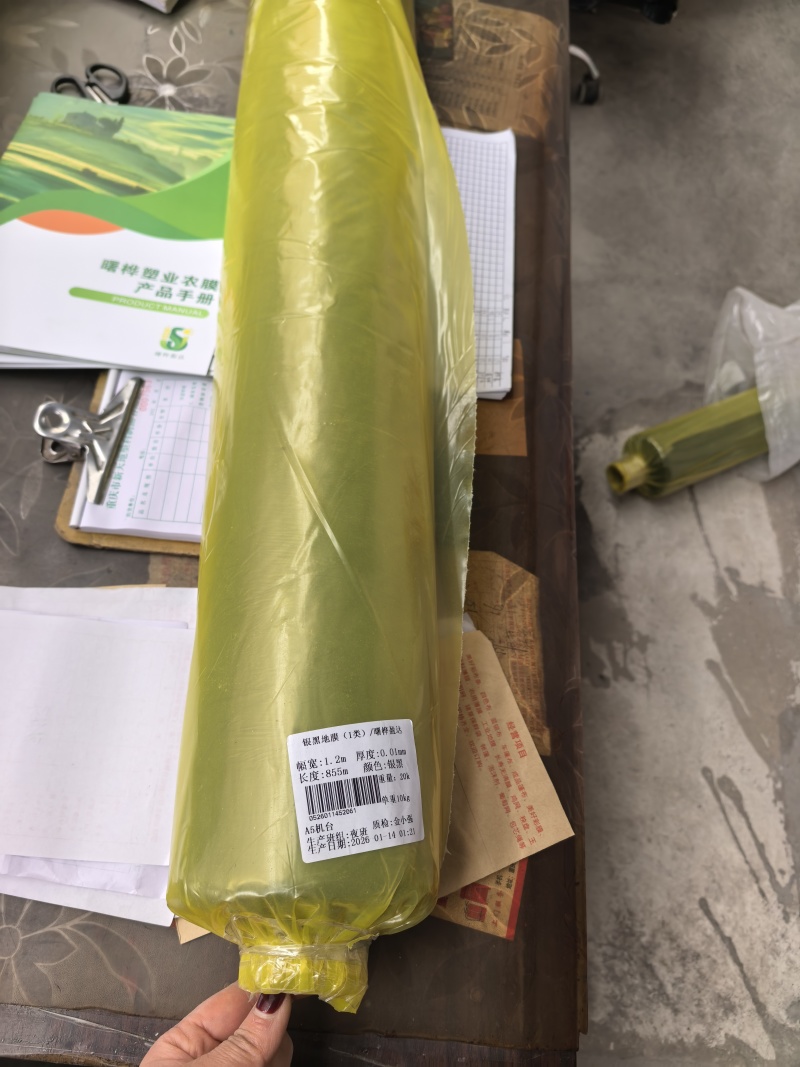黑膜，银黑膜，厂家直营，规格齐全。欢迎来电