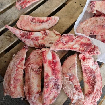 带肉牛月牙骨