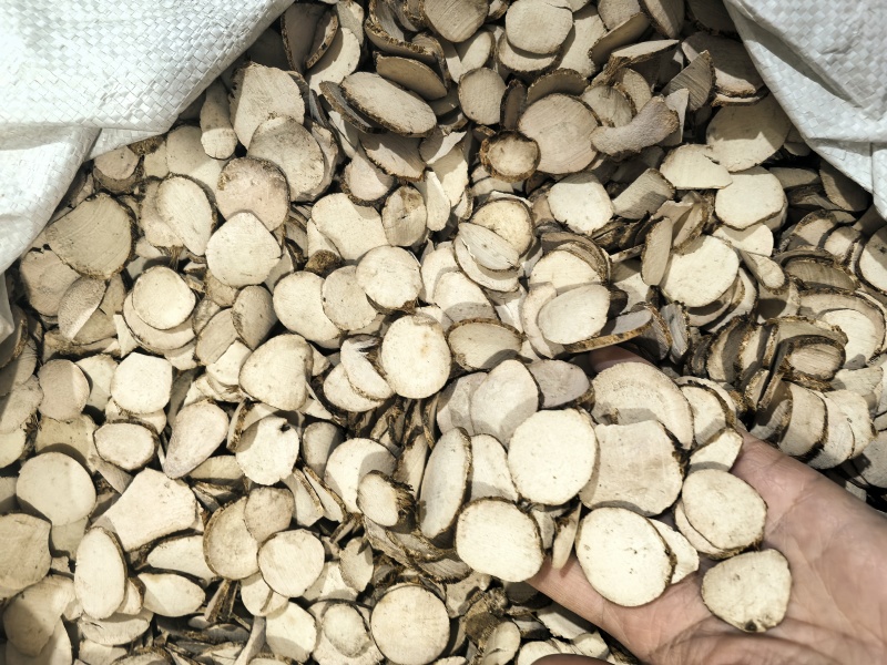三棱今年新货颜色好看大统装货量大从优