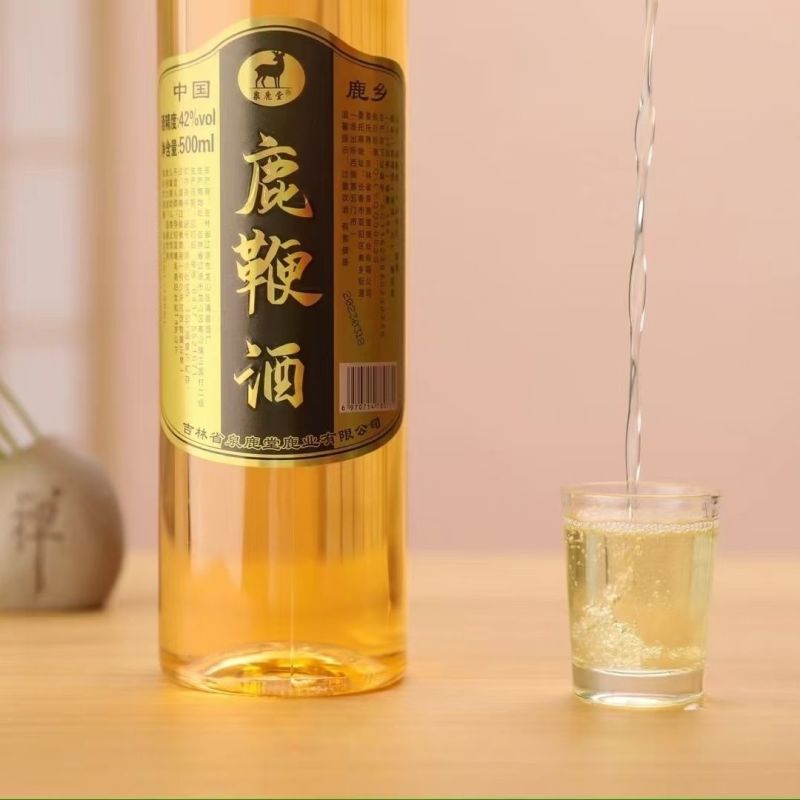 正规军鹿鞭酒42°高粱酒