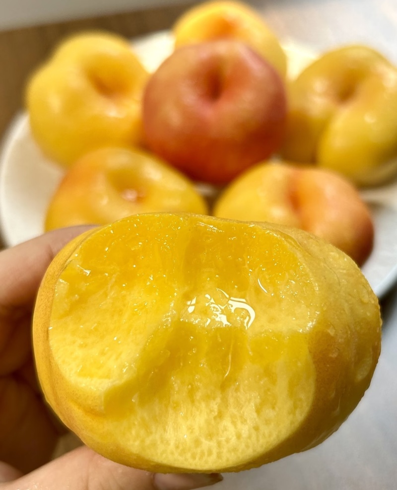 黄油蟠桃