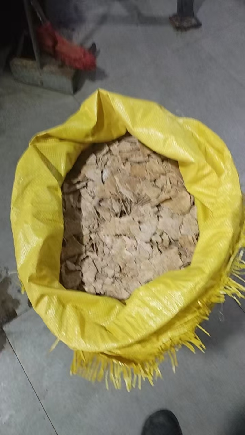 优质花生饼，选用优质花生米，只做好吃安全精品的花生饼