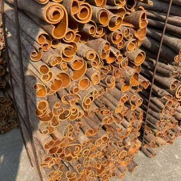 桂皮广西桂皮大量供应，货源充足价格美丽欢迎来电