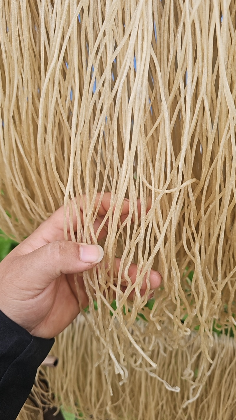手工制作红薯粉漏勺
