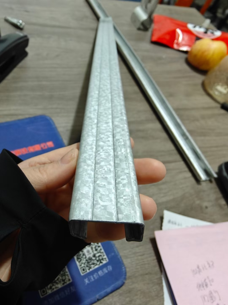 大棚镀锌带卡槽镀铝锌卡槽纳米卡槽