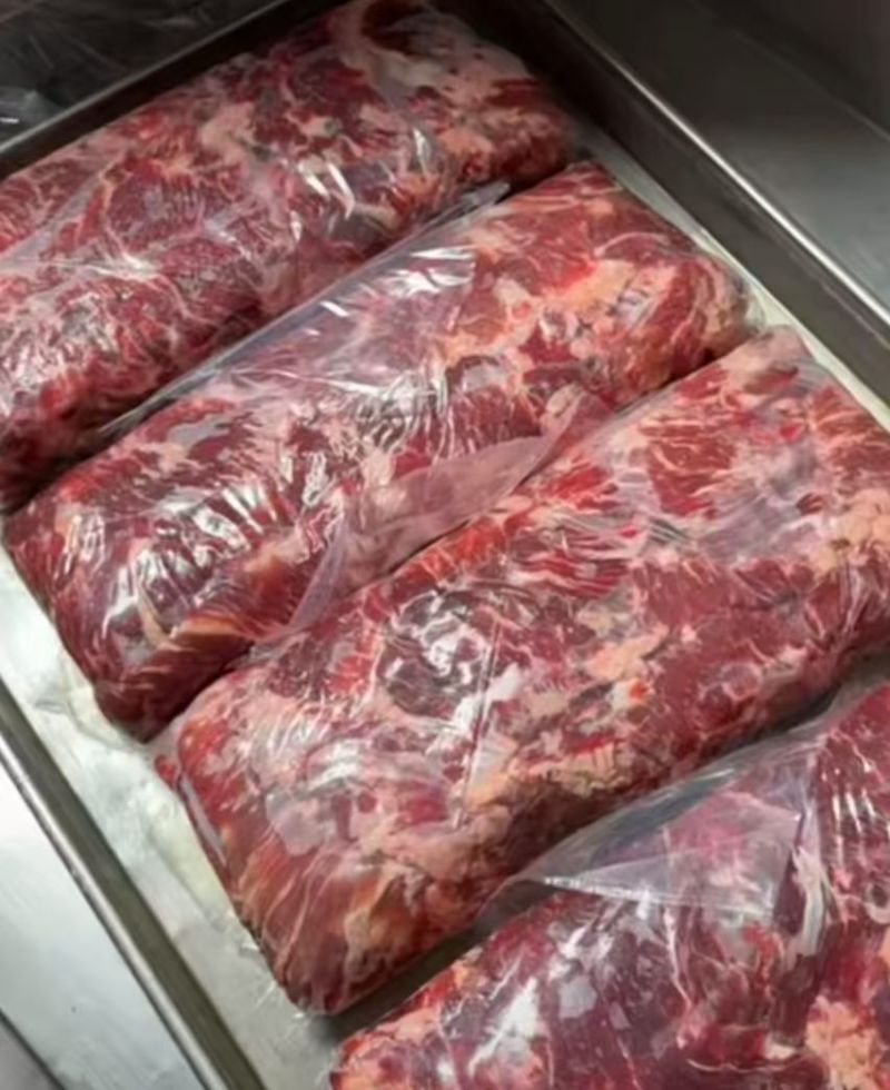 牛碎肉，货源充足，价格美丽，欢迎咨询，来电优