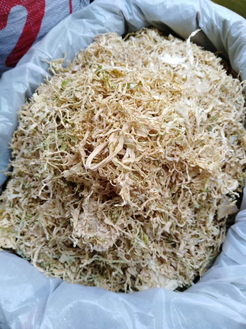 乡里包菜丝品质优，基地直供，支持样品拿货可零售可批发