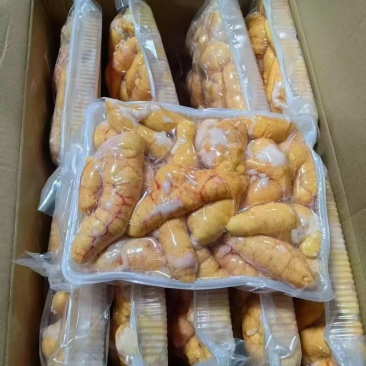 鲜黑鱼籽已上市，欢迎认购，2斤装一盒，现有1吨新货