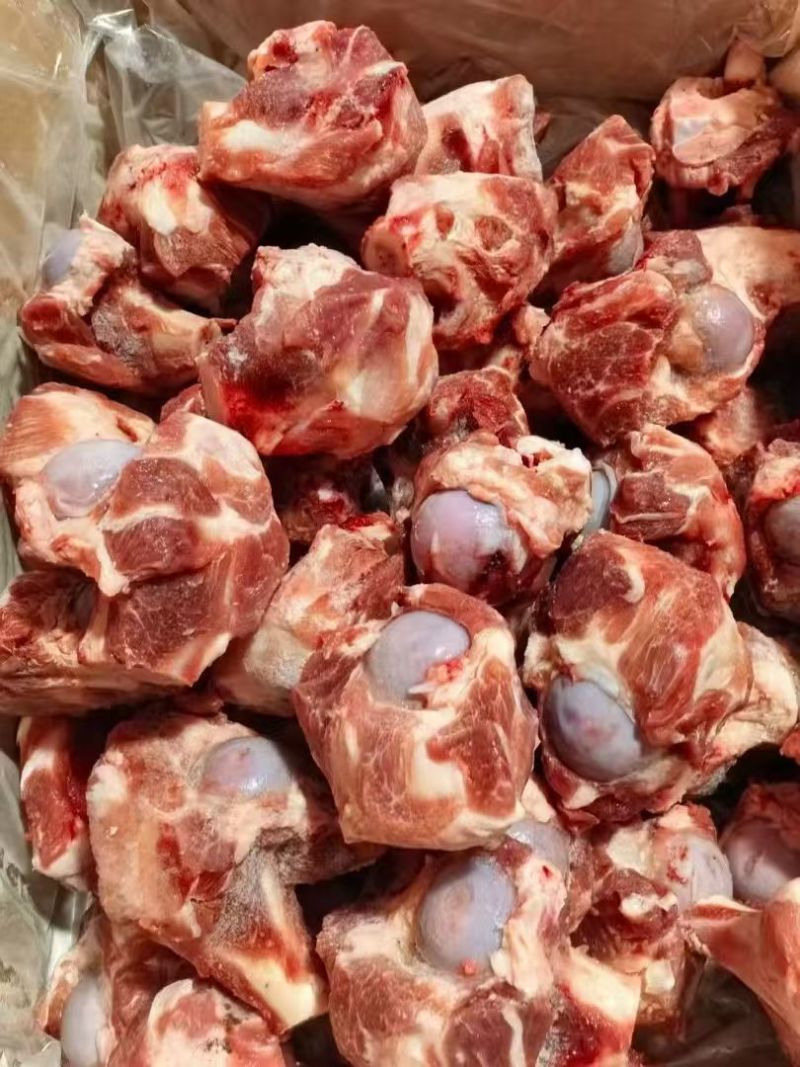满肉大头棒骨，自助餐棒骨专用，量大优惠