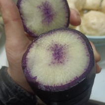 冰激凌水果萝卜