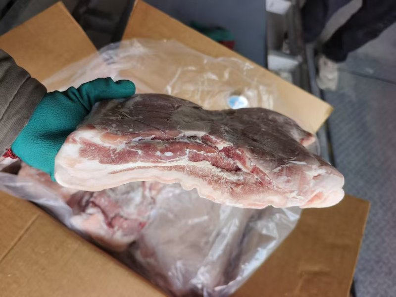 带皮五花肉