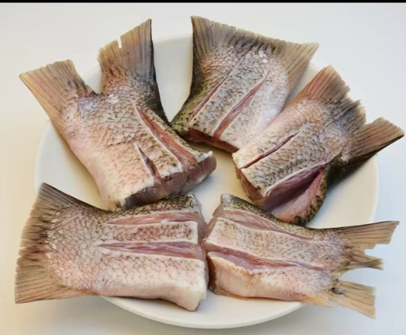 白鲢鱼块