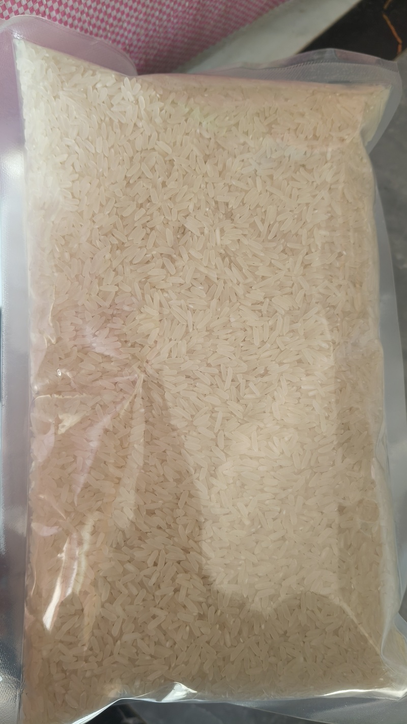 当季精选优质香米，基地加工直销25千克包装大米，年货版