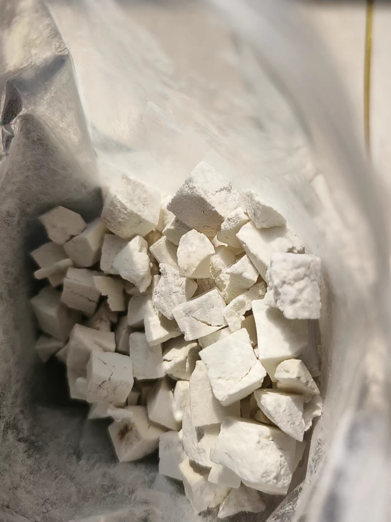 土茯苓湖北野生茯苓丁白茯苓秦岭茯苓块生切生晒茯苓无硫1斤