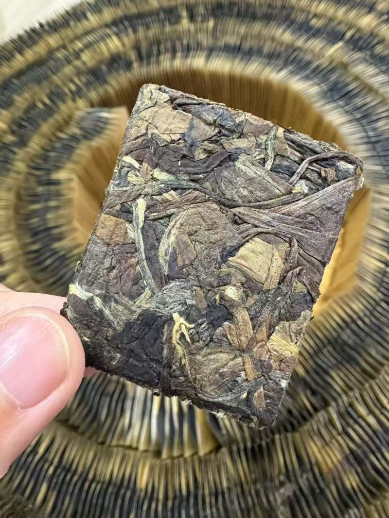 福鼎白茶2017年寿眉饼干茶