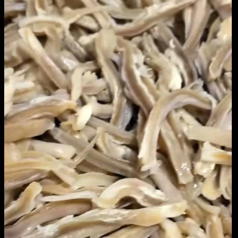 纯干熟猪肚丝，自己加工厂做的，手续齐全，